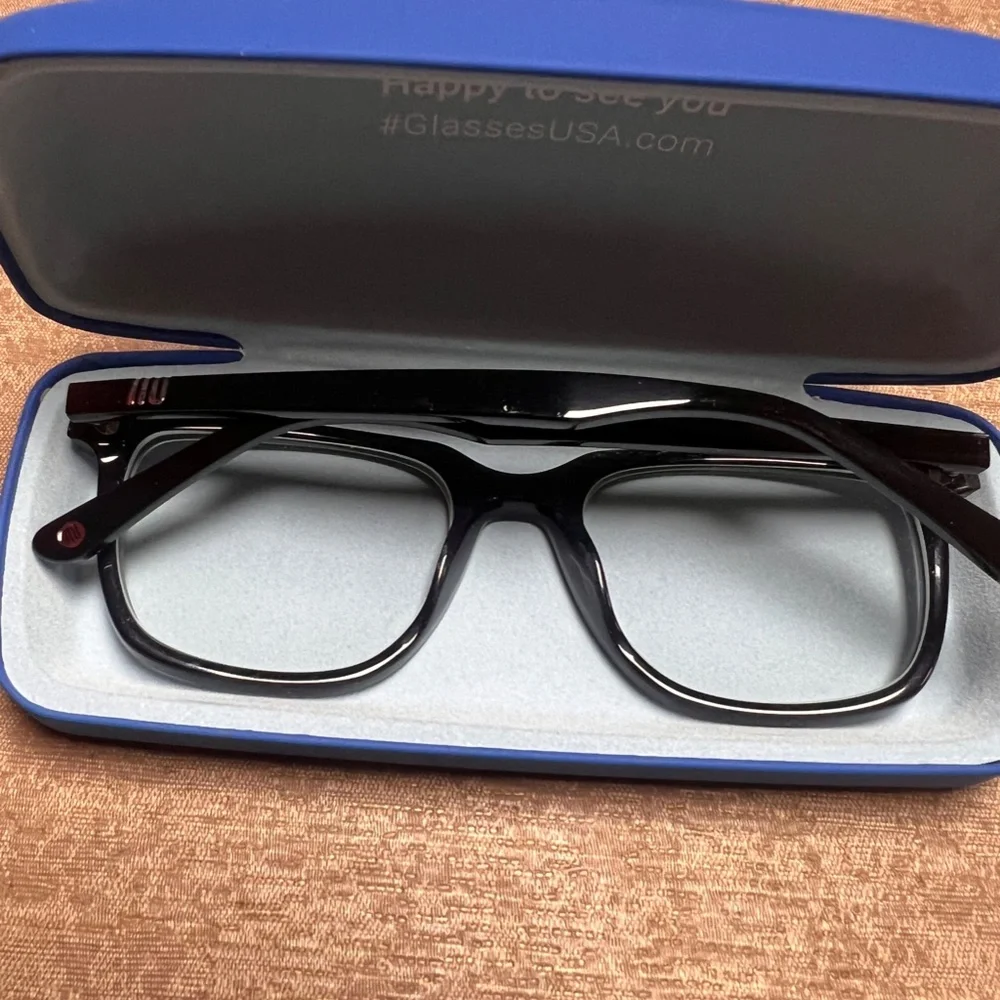 muse glasses new never worn black frame